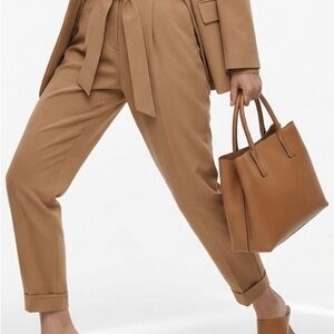 Athleta Skyline Pant II - Paperbag Tie Waist Ankle Pant (Size 8)